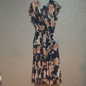 Kate and Lily Wome's Floral Maxi Dress with Wrap Design Size 20W